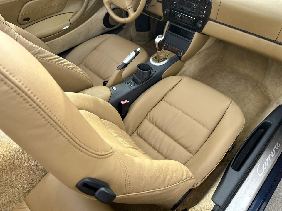 1999 Porsche 996 Carrera - Image 24 of 31