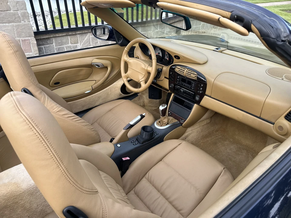1999 Porsche 996 Carrera - Image 27 of 31