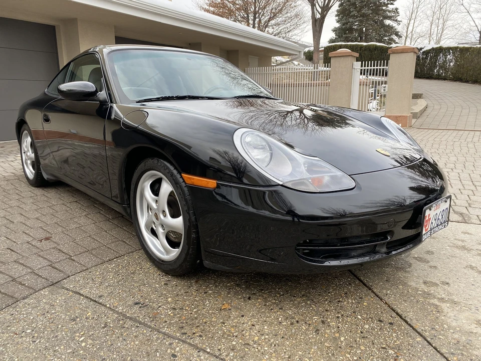 1999 Porsche 996 Carrera - Image 11 of 31