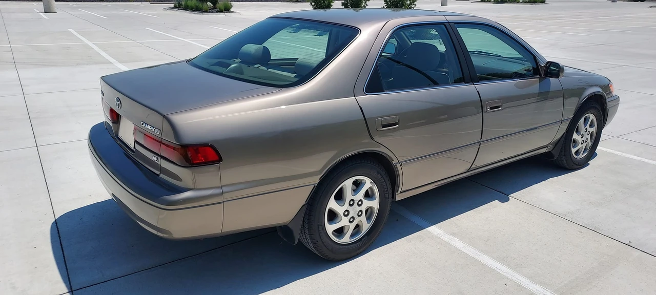 1999 Toyota Camry 4th Gen - Image 11 of 31