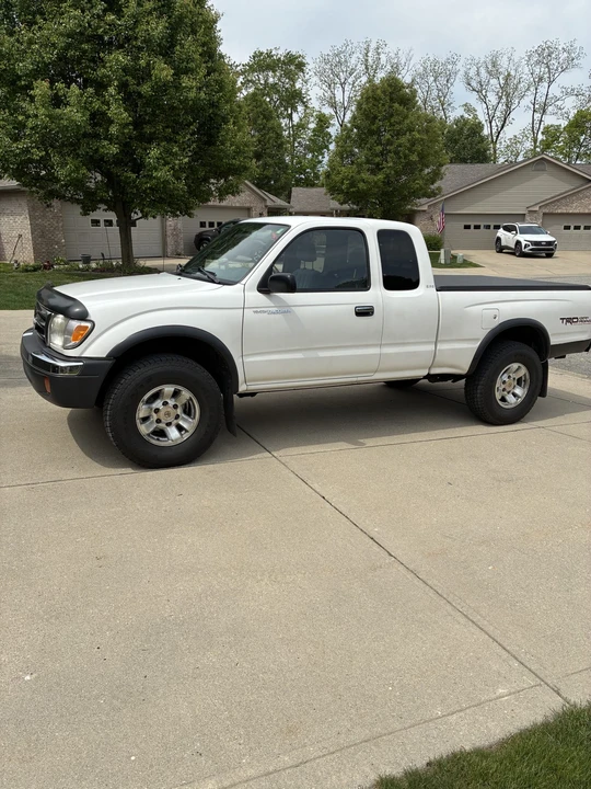 1999 Toyota Tacoma 1st Gen - Image 9 of 31