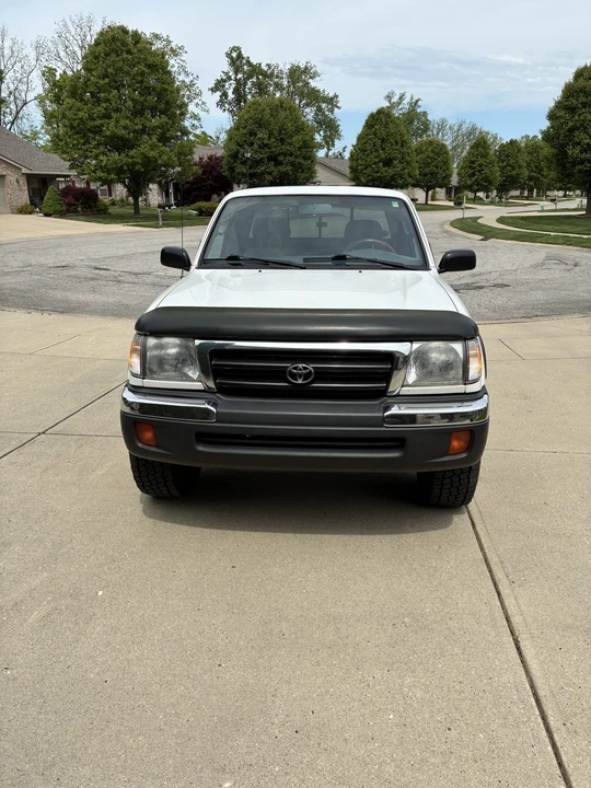 1999 Toyota Tacoma 1st Gen - Image 10 of 31