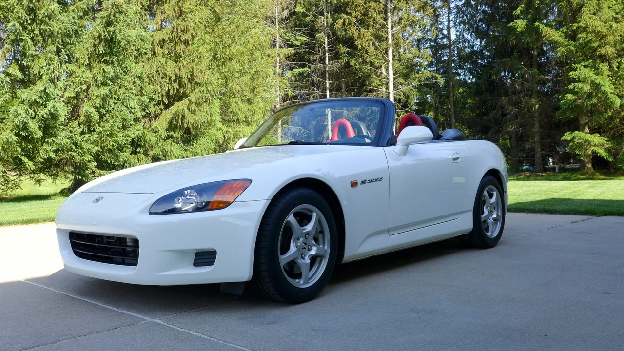 2001 Honda AP1 S2000 - Image 11 of 31