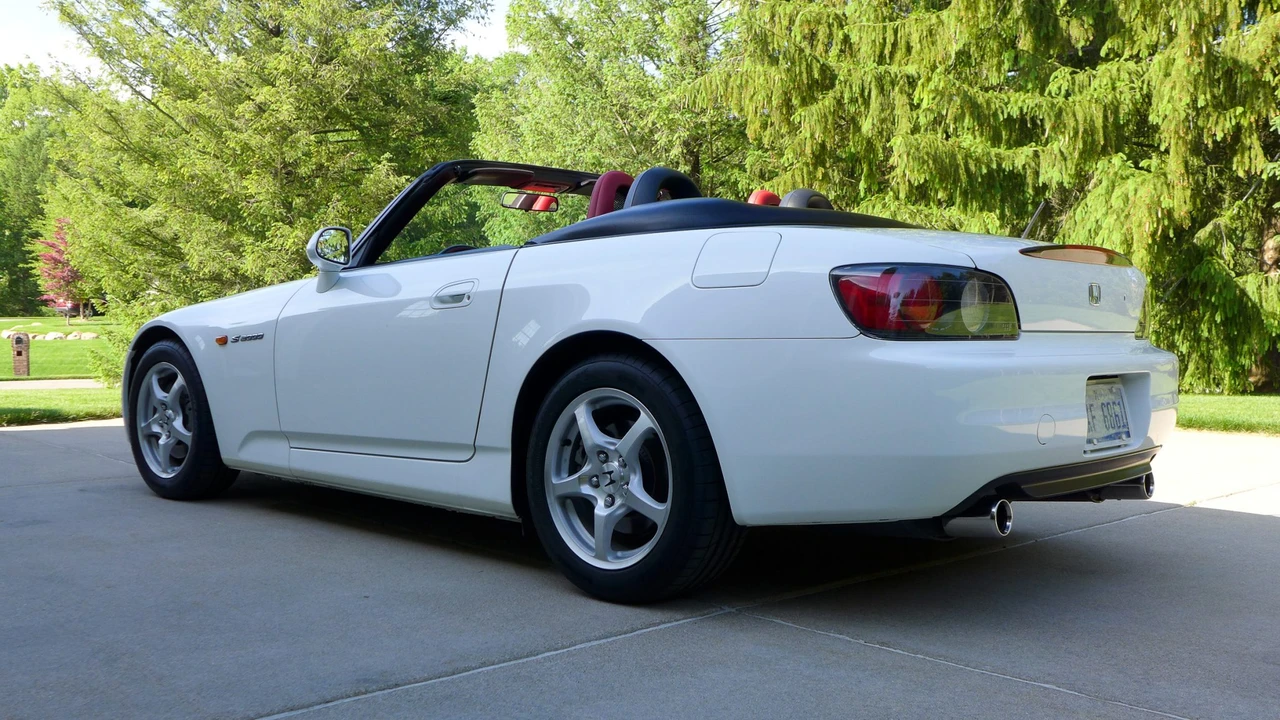 2001 Honda AP1 S2000 - Image 7 of 31