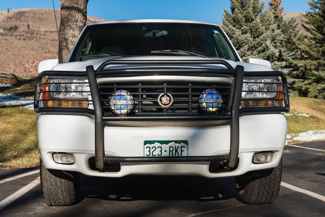 2000 Cadillac Escalade 1st Gen - Image 7 of 31