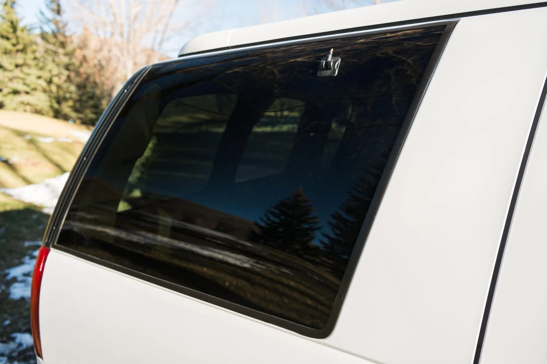 2000 Cadillac Escalade 1st Gen - Image 22 of 31