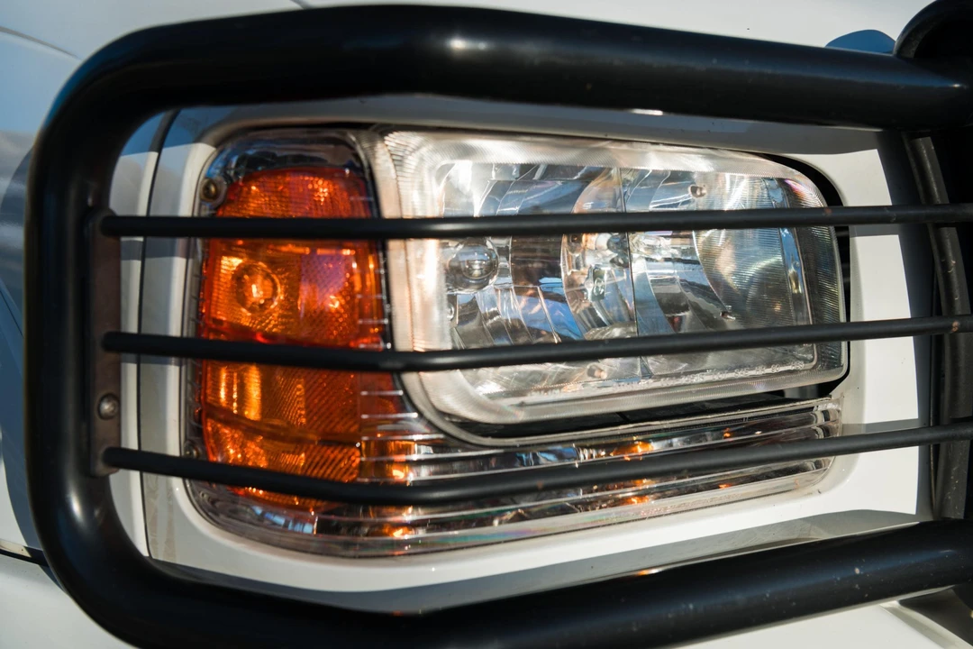 2000 Cadillac Escalade 1st Gen - Image 30 of 31