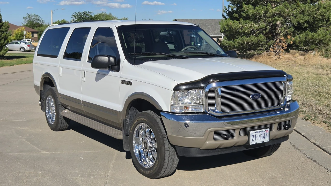 2000 Ford Excursion - Image 9 of 31