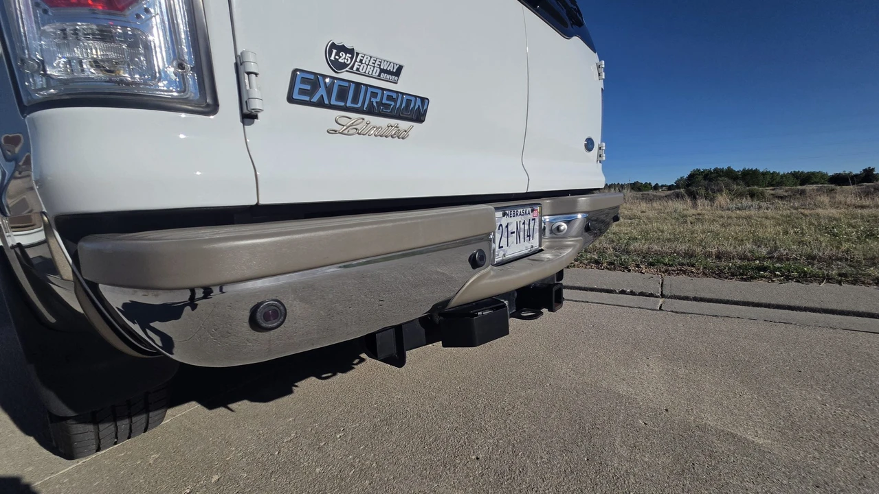2000 Ford Excursion - Image 10 of 31