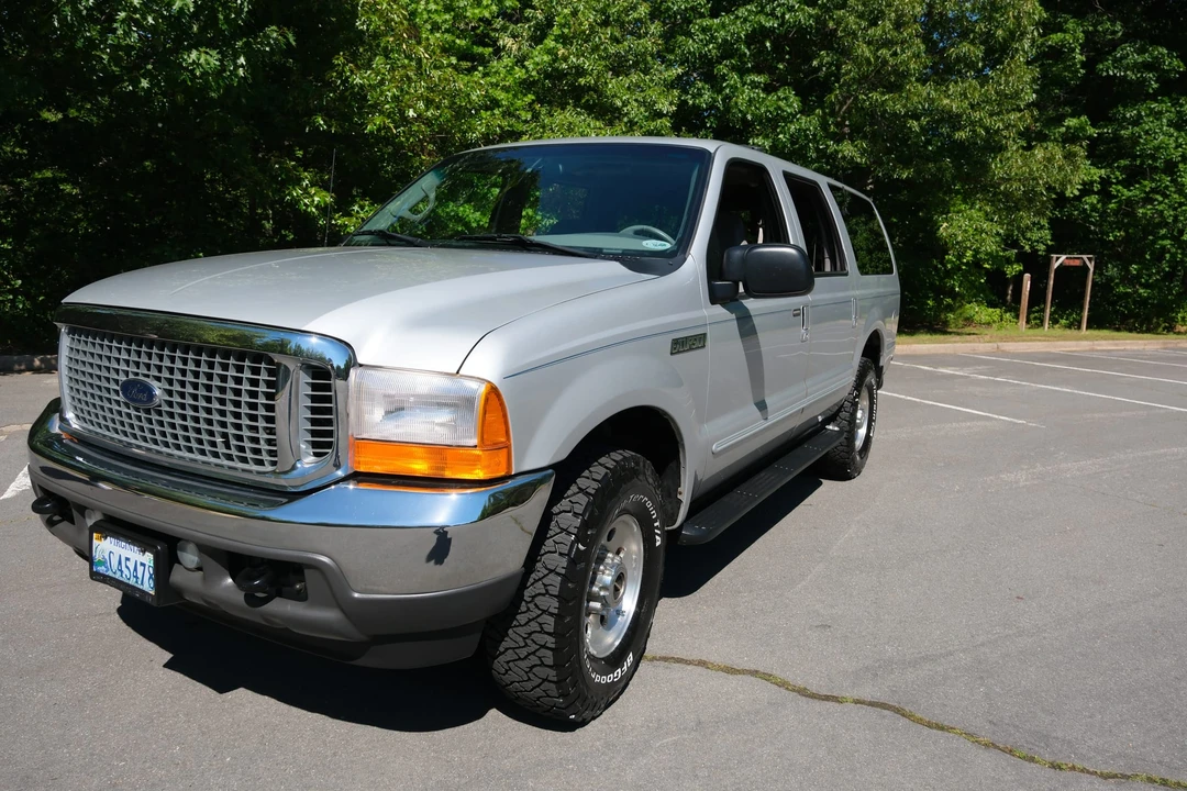 2000 Ford Excursion - Image 4 of 31