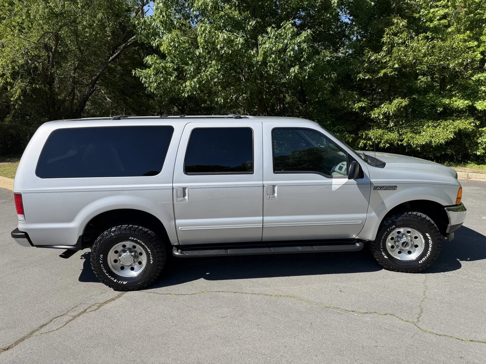 2000 Ford Excursion - Image 17 of 31