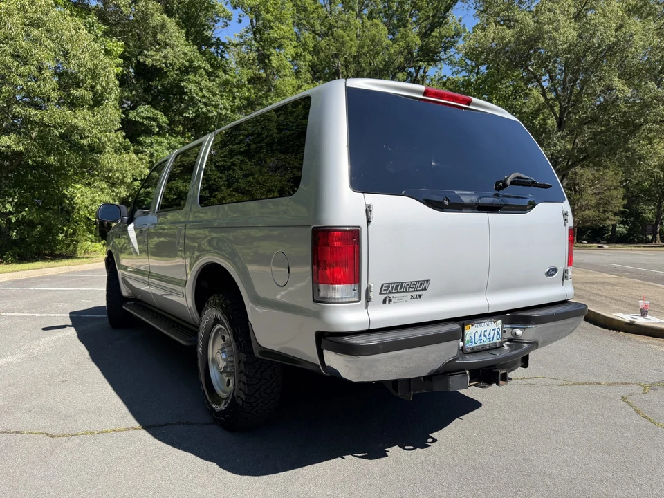 2000 Ford Excursion - Image 8 of 31