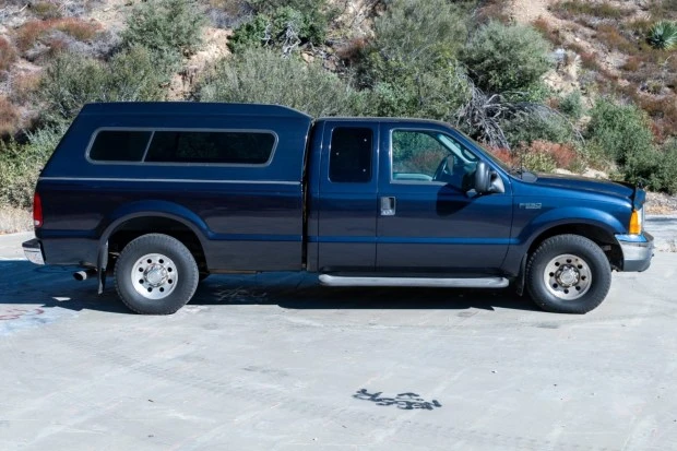 2000 Ford Super Duty 1st Gen - Image 3 of 8
