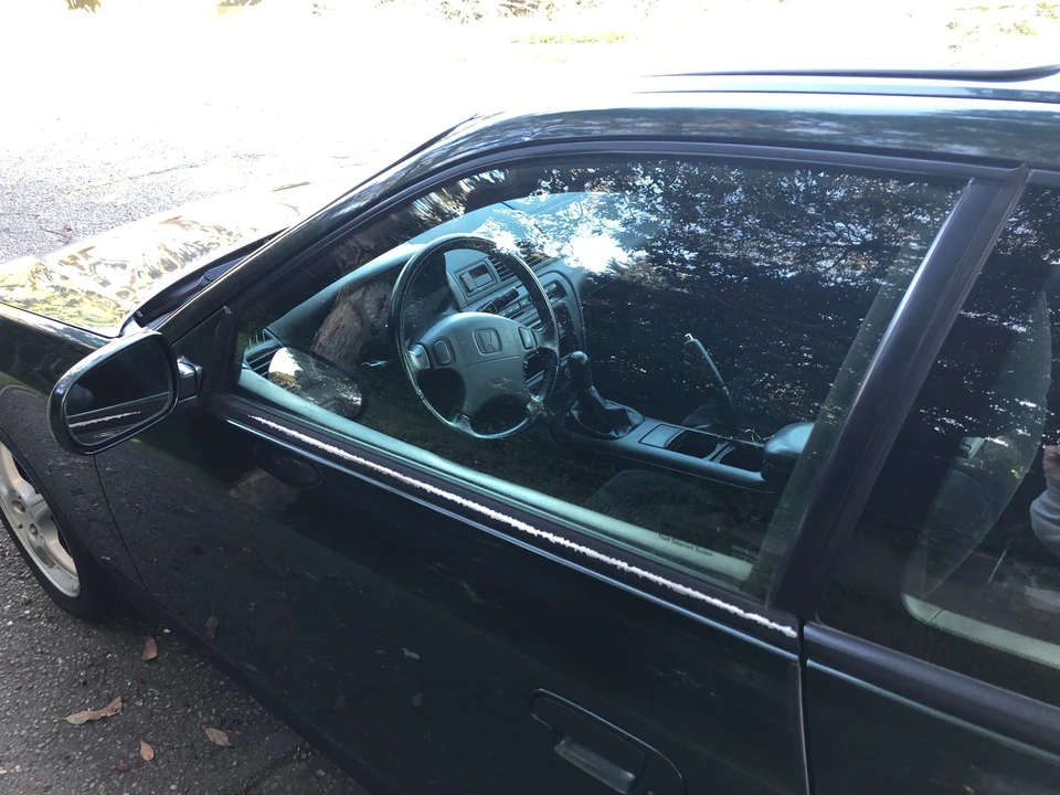 2000 Honda Prelude 5th Gen - Image 18 of 31