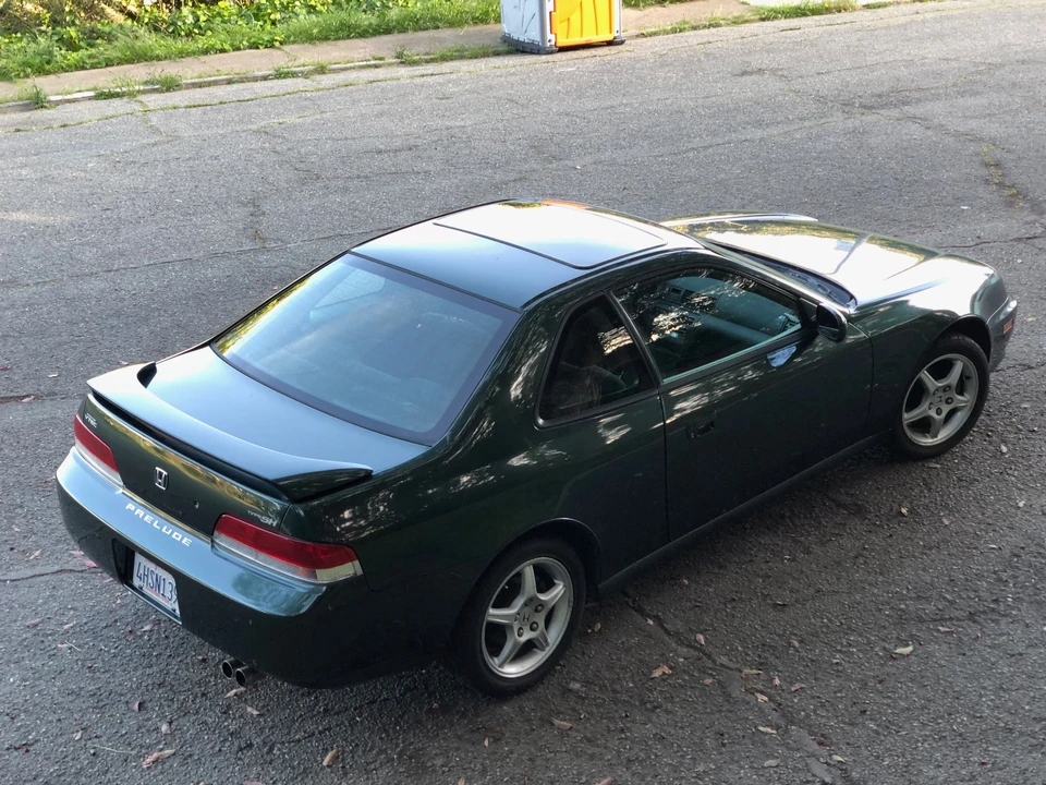 2000 Honda Prelude 5th Gen - Image 9 of 31