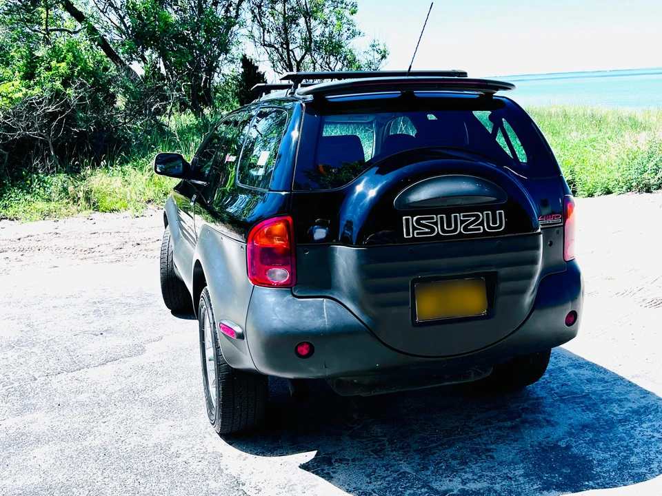 2000 Isuzu VehiCROSS - Image 12 of 31