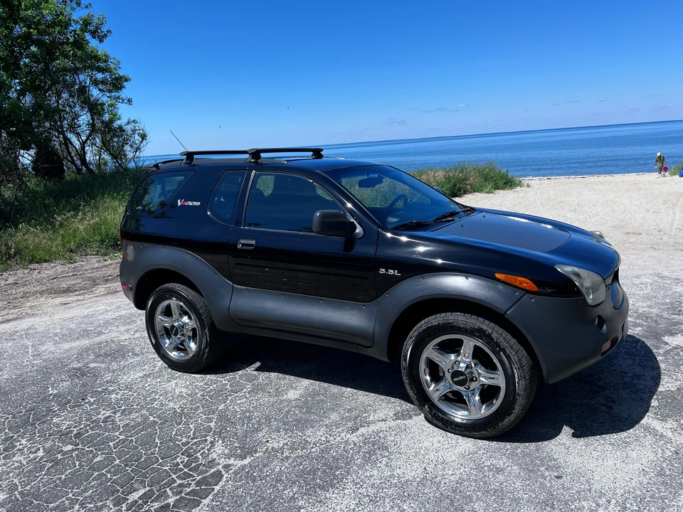 2000 Isuzu VehiCROSS - Image 8 of 31
