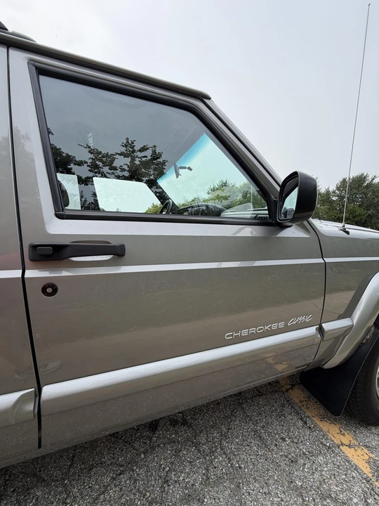 2000 Jeep XJ Cherokee - Image 25 of 31