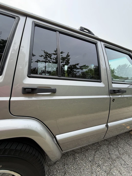 2000 Jeep XJ Cherokee - Image 24 of 31
