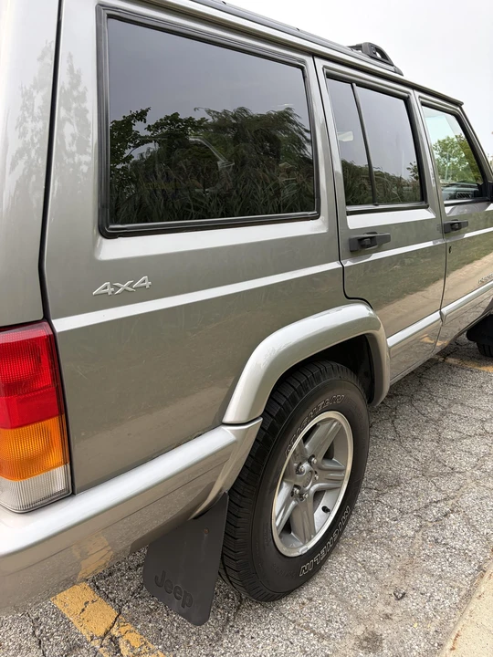 2000 Jeep XJ Cherokee - Image 23 of 31