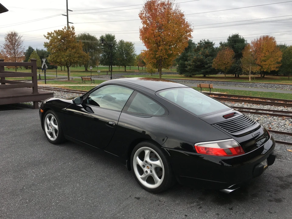 2000 Porsche 996 Carrera - Image 27 of 31