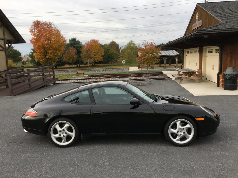 2000 Porsche 996 Carrera - Image 9 of 31