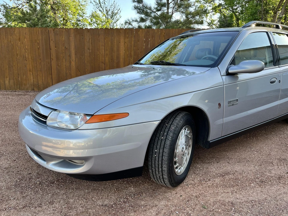 2000 Saturn - Image 26 of 31
