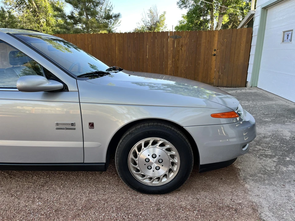 2000 Saturn - Image 21 of 31