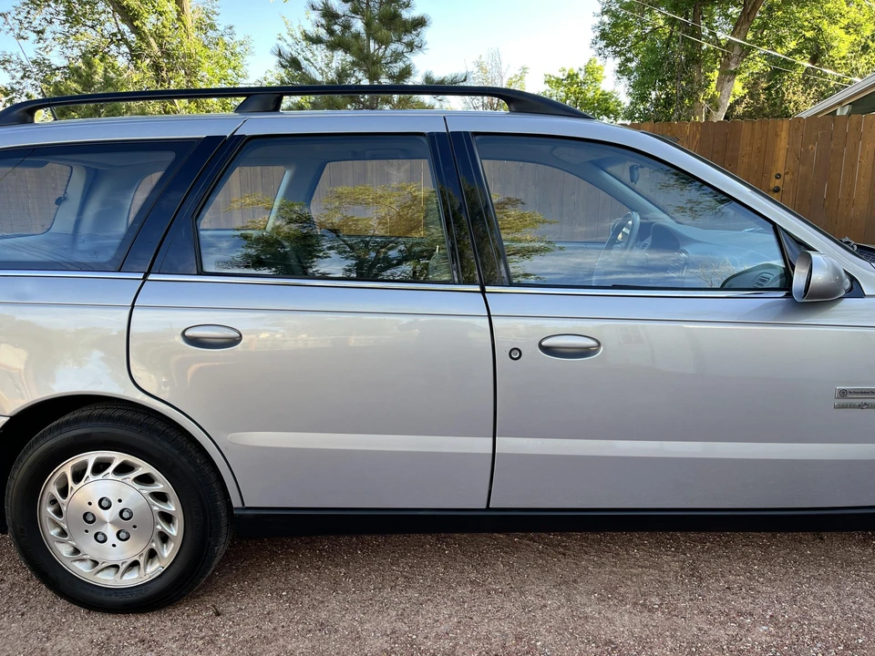 2000 Saturn - Image 19 of 31