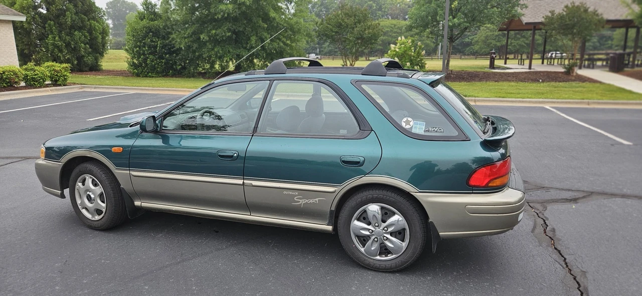 2000 Subaru Impreza 1st Gen - Image 8 of 31