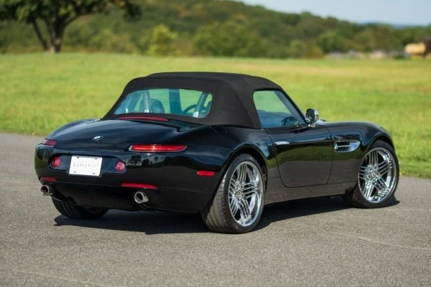 2001 BMW Z8 - Image 2 of 7