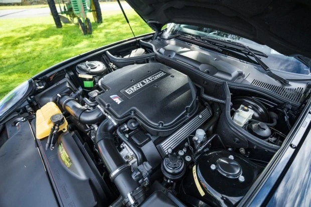 2001 BMW Z8 - Image 6 of 7