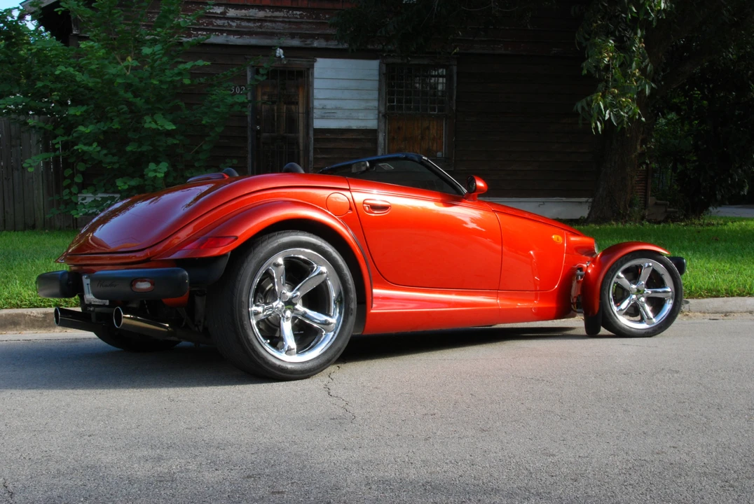 2001 Plymouth Prowler - Image 11 of 31