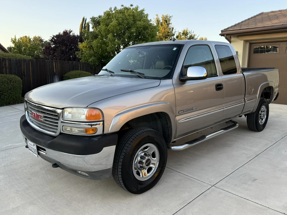 2001 GMC Sierra Heavy Duty 2nd Gen - Image 5 of 31