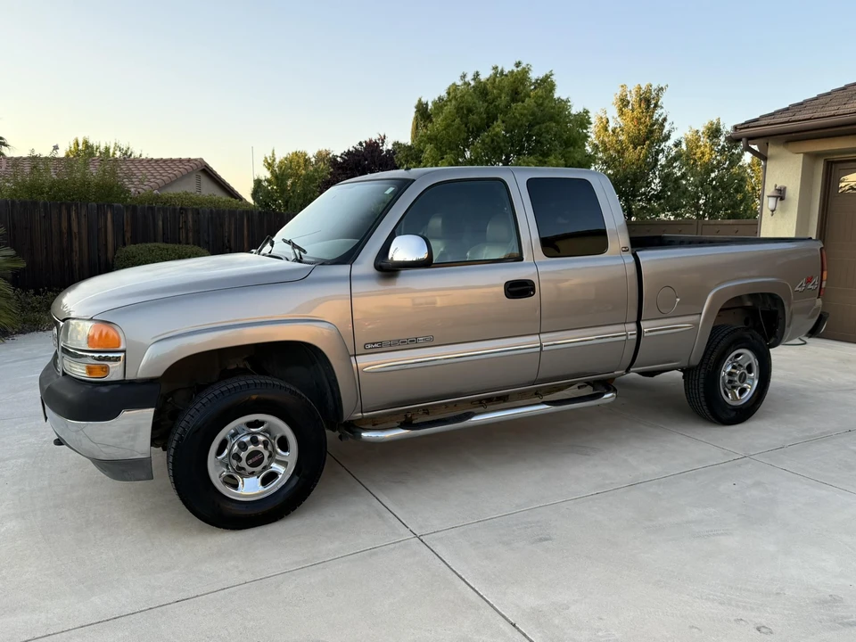 2001 GMC Sierra Heavy Duty 2nd Gen - Image 6 of 31