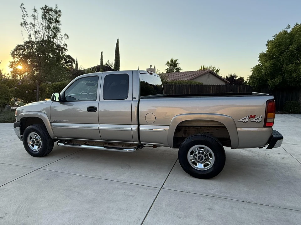 2001 GMC Sierra Heavy Duty 2nd Gen - Image 8 of 31