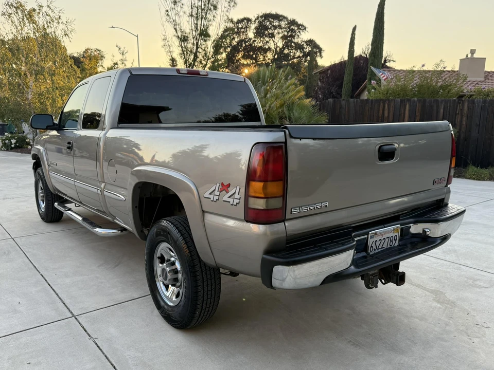 2001 GMC Sierra Heavy Duty 2nd Gen - Image 14 of 31