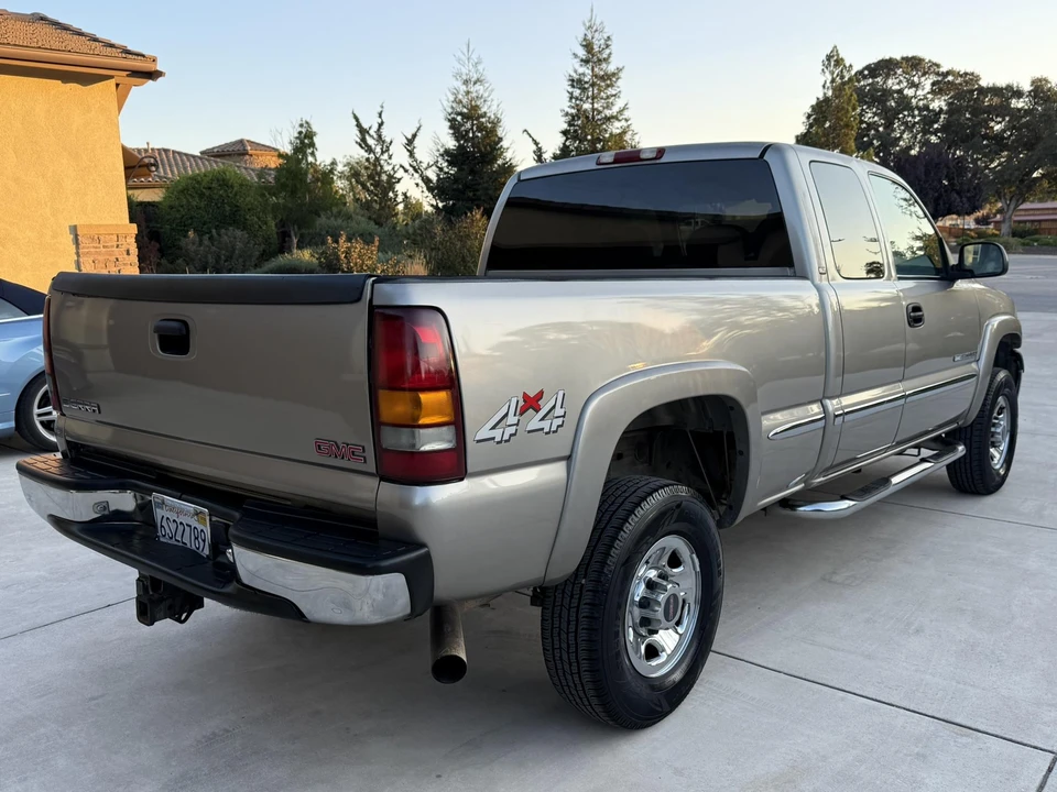 2001 GMC Sierra Heavy Duty 2nd Gen - Image 19 of 31