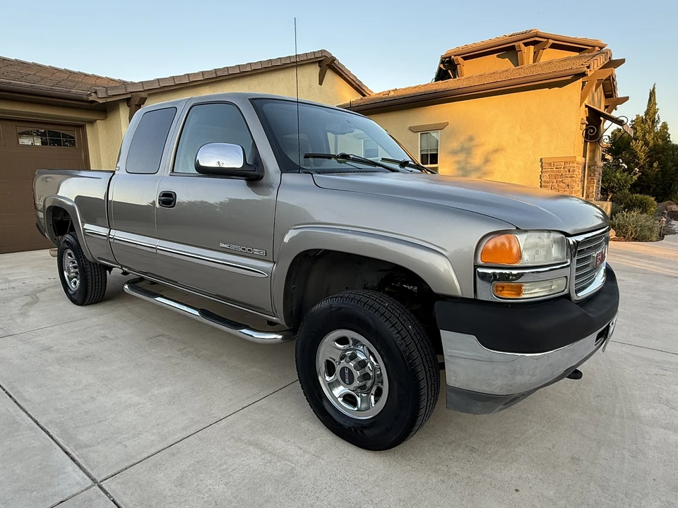 2001 GMC Sierra Heavy Duty 2nd Gen - Image 24 of 31