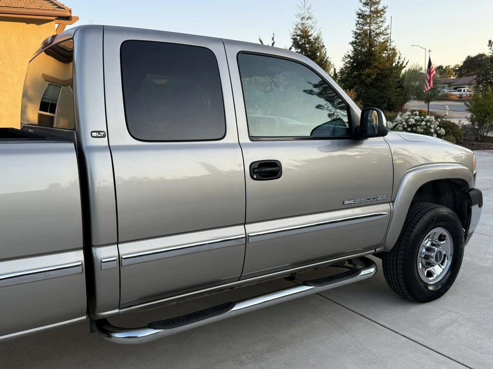 2001 GMC Sierra Heavy Duty 2nd Gen - Image 30 of 31
