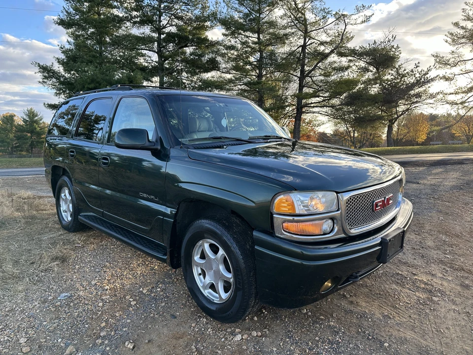 2001 GMC Yukon 2nd Gen - Image 18 of 31