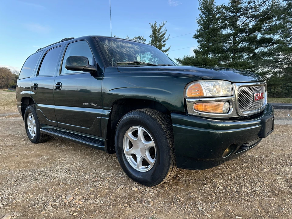 2001 GMC Yukon 2nd Gen - Image 19 of 31