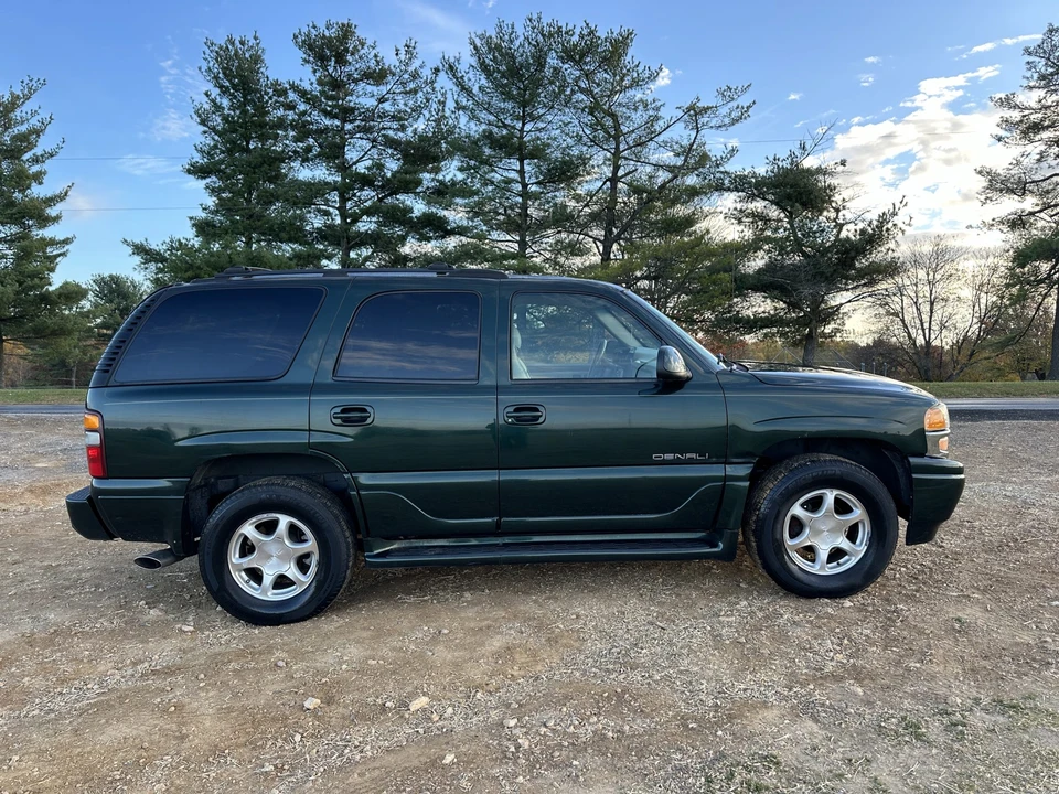 2001 GMC Yukon 2nd Gen - Image 30 of 31