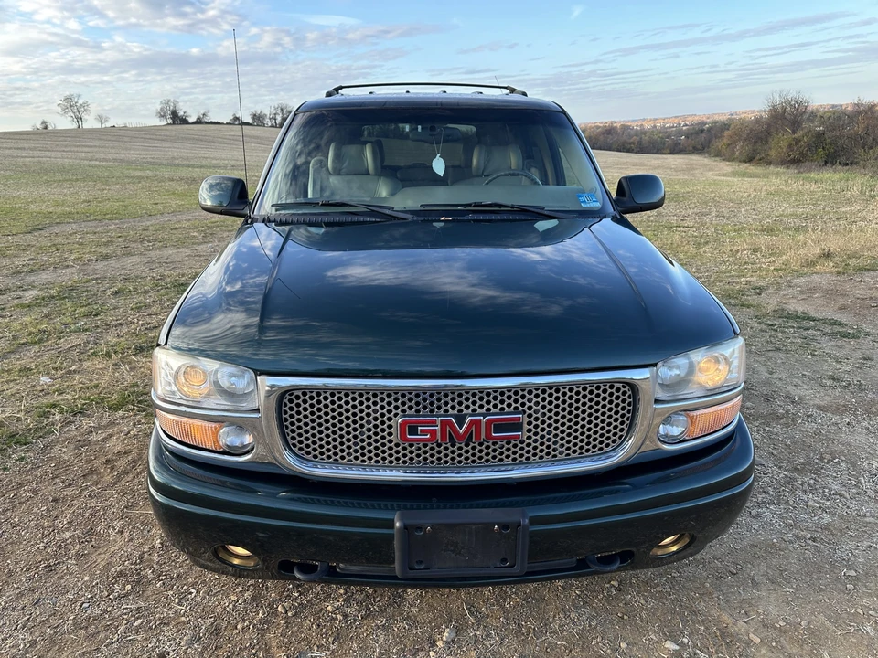 2001 GMC Yukon 2nd Gen - Image 10 of 31