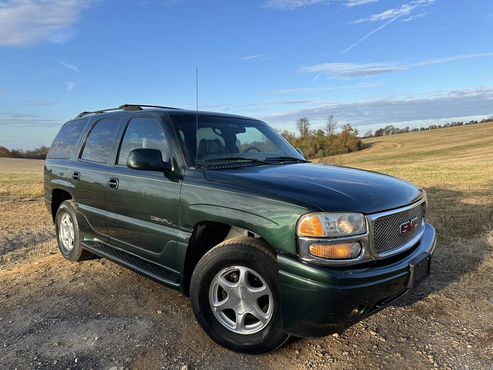 2001 GMC Yukon 2nd Gen - Image 24 of 31