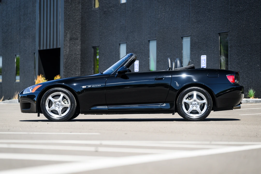 2001 Honda AP1 S2000 - Image 8 of 31