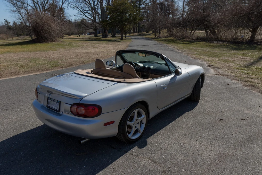 2001 Mazda NB MX-5 Miata - Image 8 of 31
