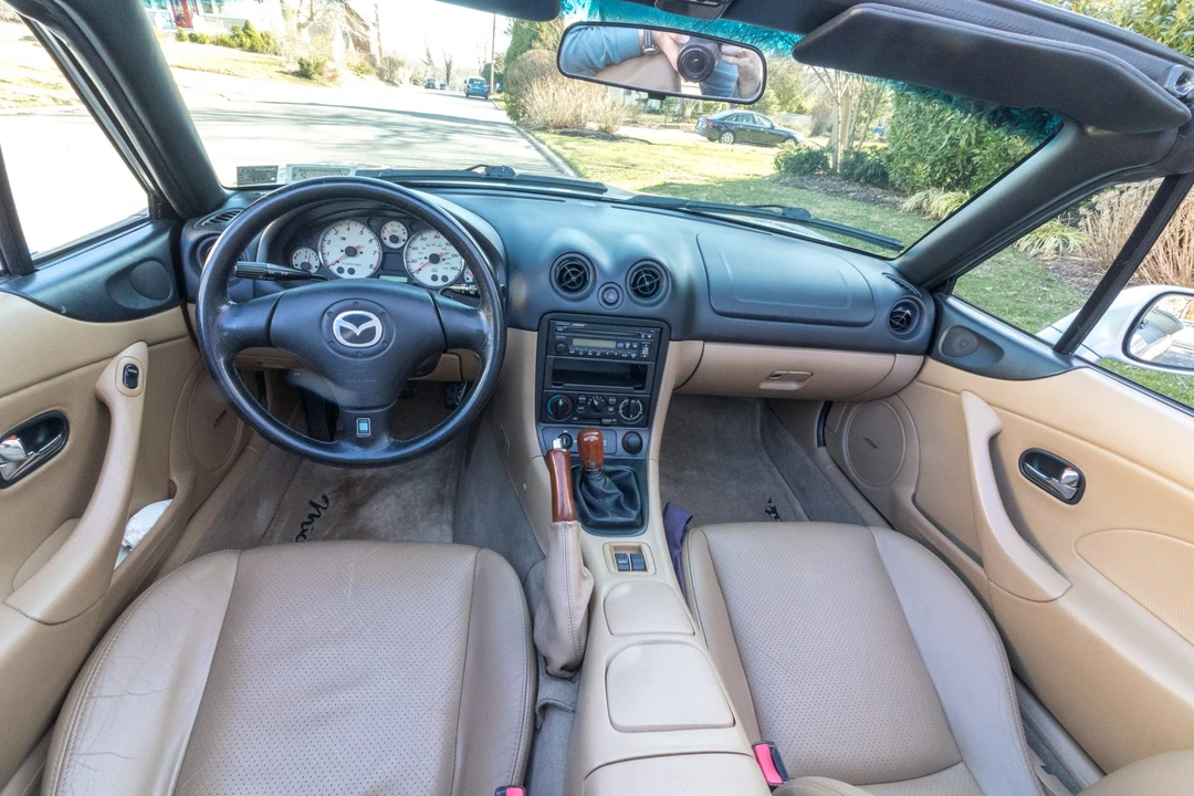 2001 Mazda NB MX-5 Miata - Image 19 of 31