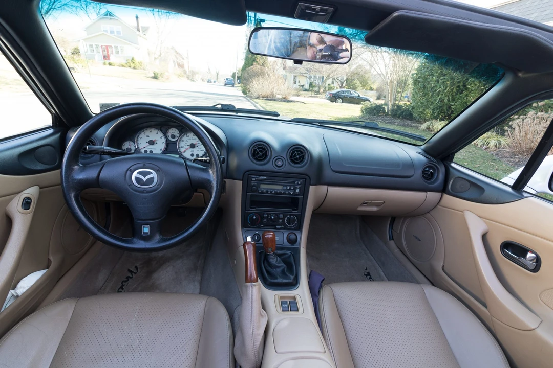2001 Mazda NB MX-5 Miata - Image 21 of 31