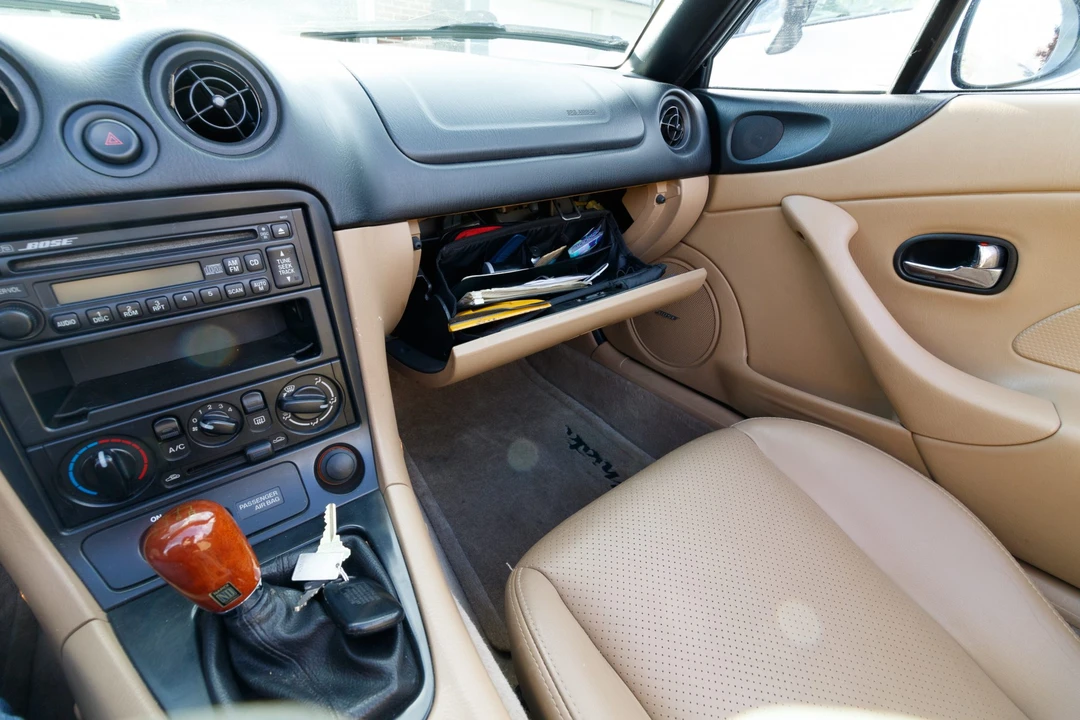 2001 Mazda NB MX-5 Miata - Image 28 of 31
